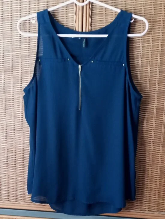 Maurices Women's Sleeveless Zip-up Blouse Semi-Sheer Classic Indigo Blue NWOT - Picture 2 of 14